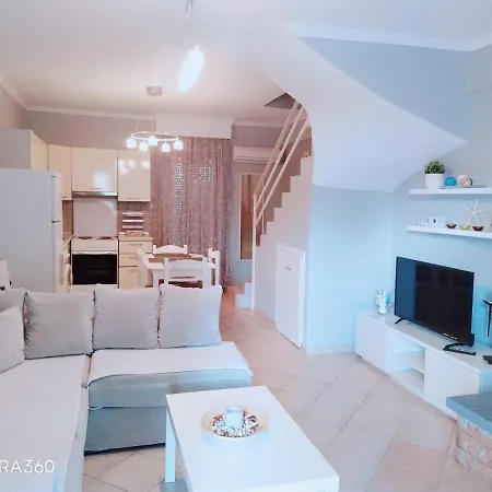 Mezonet R&f. Apartment